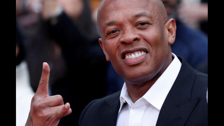 El rapero Dr. Dre salió del hospital 10 días después de su aneurisma
