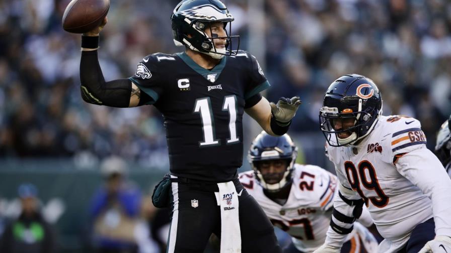 Wentz y Howard lideran ataque de Eagles ante Bears Wentz y Howard lideran ataque de Eagles ante Bears