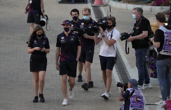 Hamilton y Verstappen evitan polémicas previo a definición