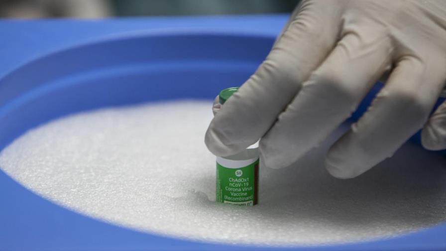 Fuente UE: AstraZeneca deja reunión sobre entrega de vacunas