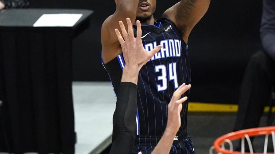 Ennis y Carter Jr. destacan en triunfo de Magic ante Bulls