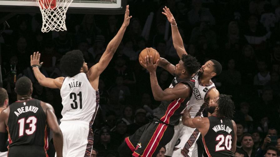 Heat se recupera tras ir abajo por 10 y vence a Nets