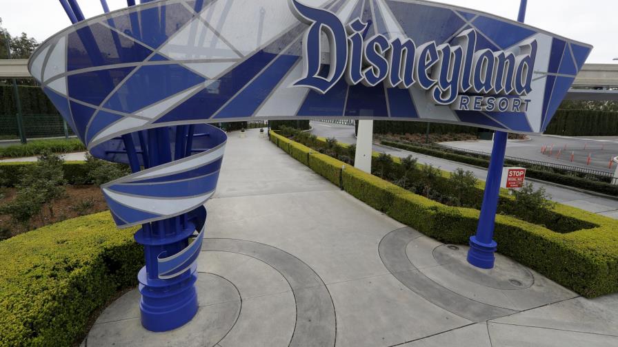 Disney posterga apertura de parques temáticos en California Disney posterga apertura de parques temáticos en California