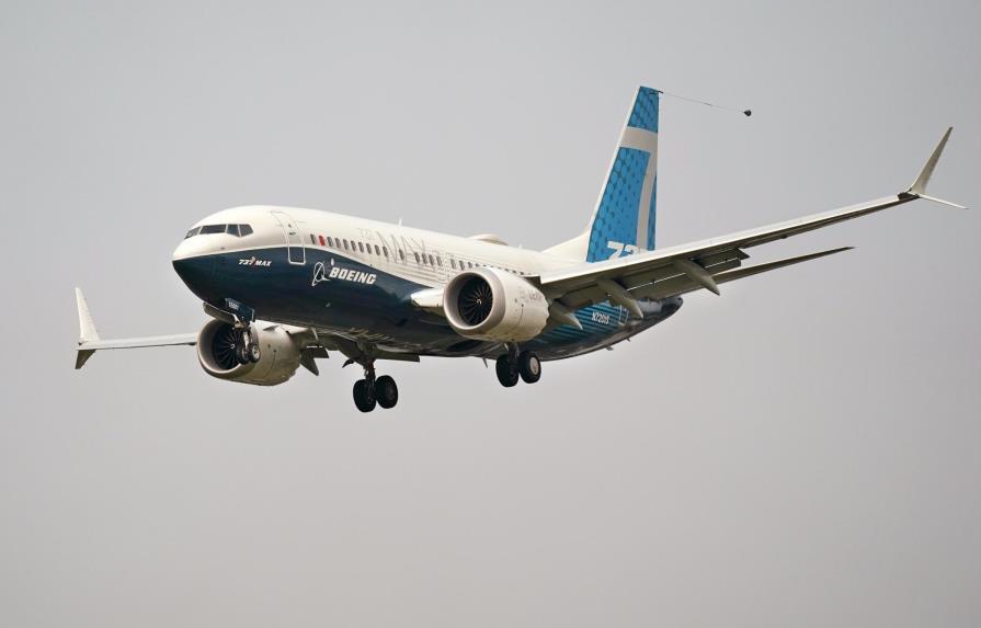 Regulador de EEUU autoriza vuelos para el Boeing 737 Max