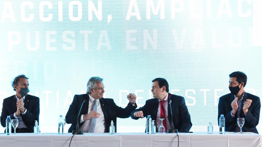 Argentina alarga plazo para lograr acuerdo en la reestructuración de su deuda