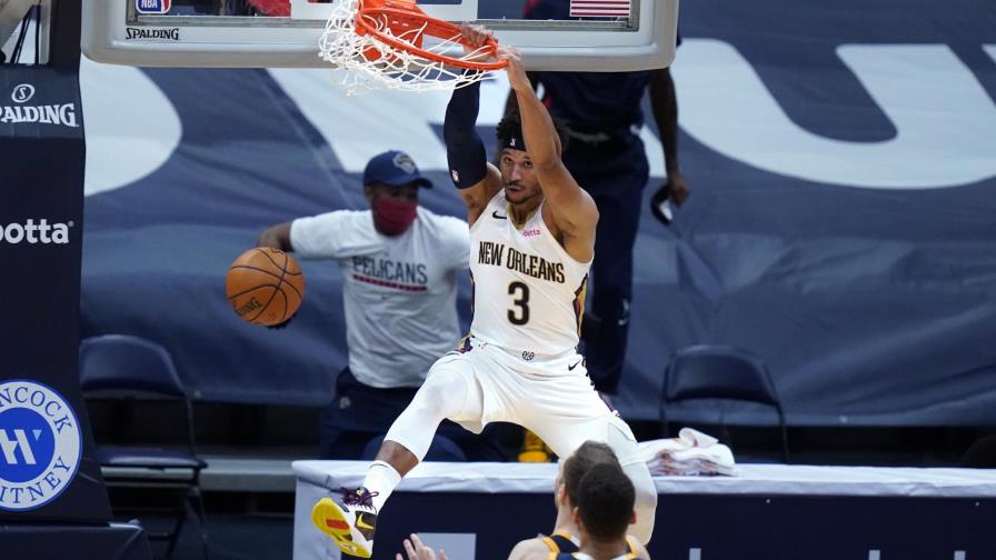 Pelicans contienen al Jazz con marcador de 129-124