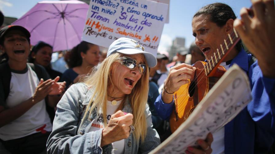 Venezuela: maestros públicos inician paro de 48 horas