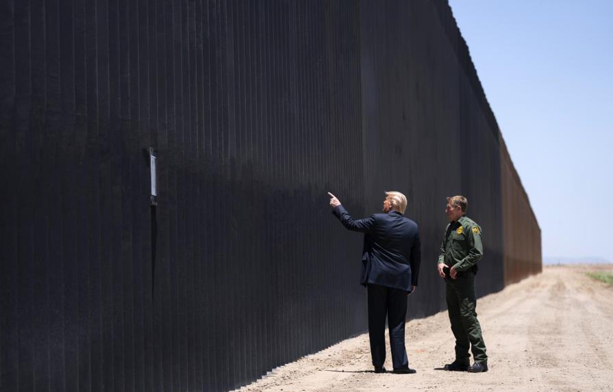 EEUU: Corte falla contra reasignación de fondos para muro