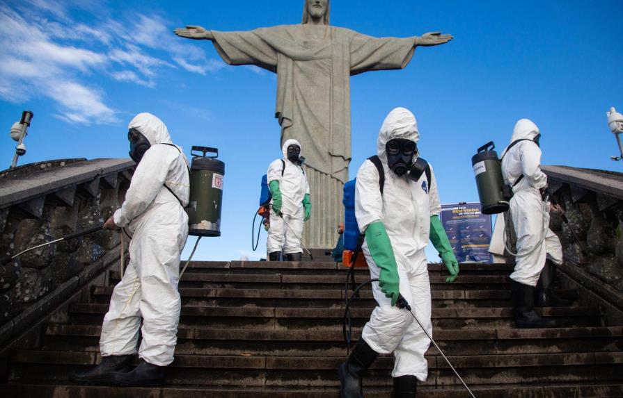 Brasil supera los 105.000 muertos mientras acelera su desescalada