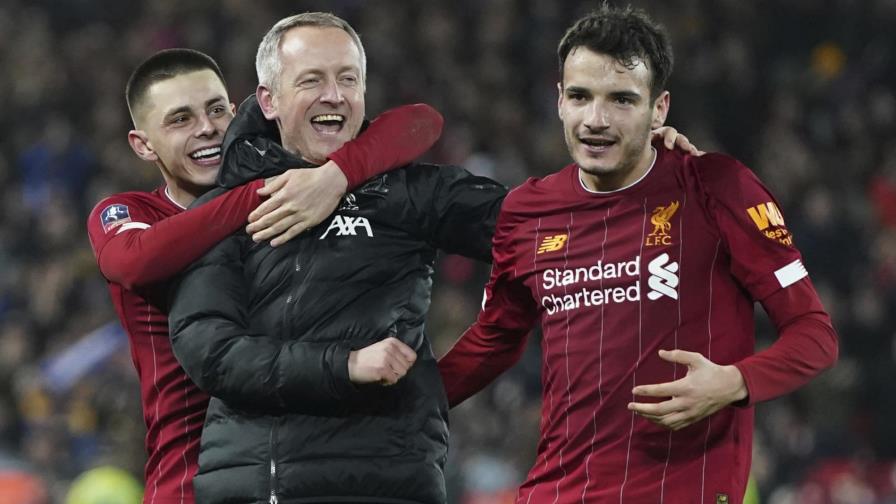 Un Liverpool juvenil avanza en la Copa FA Un Liverpool juvenil avanza en la Copa FA