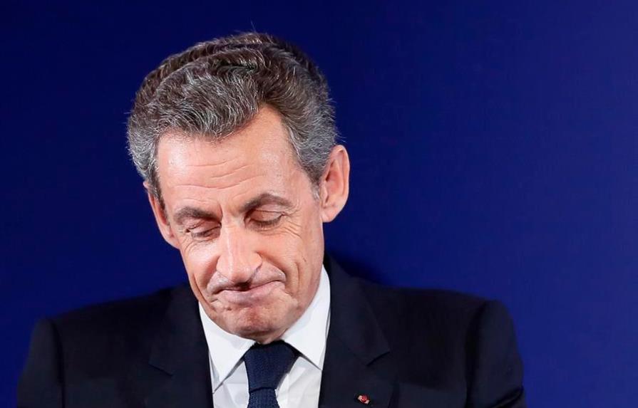 Nicolas Sarkozy es condenado a tres años por corrupción y tráfico de influencias