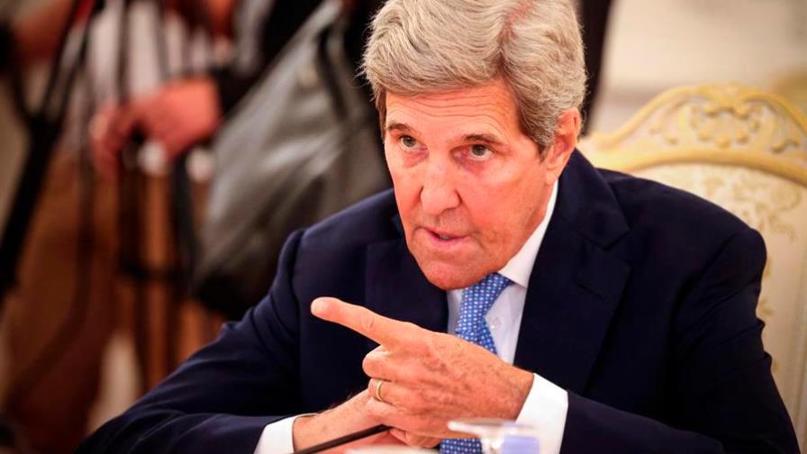 John Kerry: problemas del protocolo irlandés son una “preocupación constante” John Kerry: problemas del protocolo irlandés son una “preocupación constante”