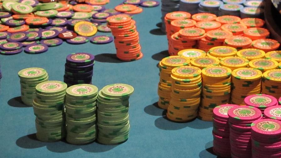 Casinos piden se permita apostar sin dinero en efectivo