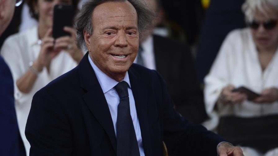 Fundación Cultural Latin Grammy anuncia Beca Julio Iglesias
