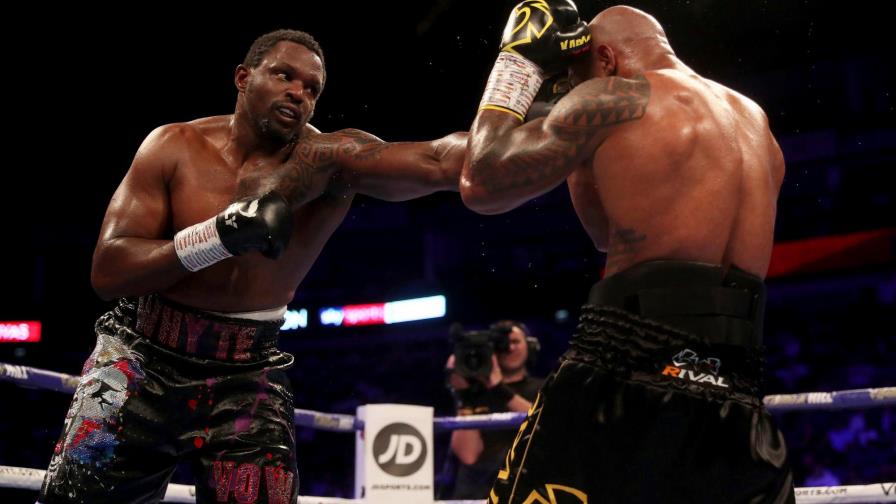 Whyte sobrevive caída para vencer a Rivas por decisión Whyte sobrevive caída para vencer a Rivas por decisión