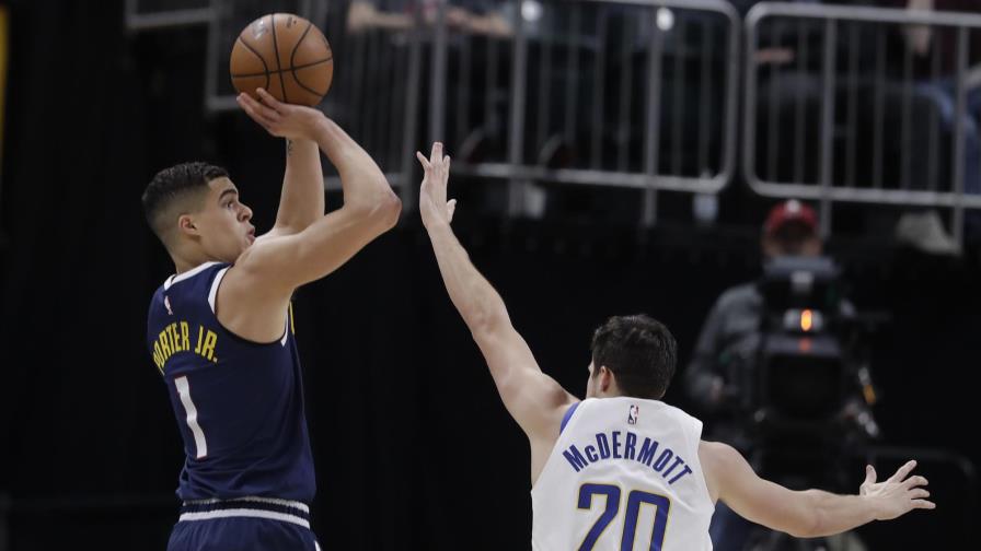 Nuggets remontan en la 2da mitad y vencen a Pacers