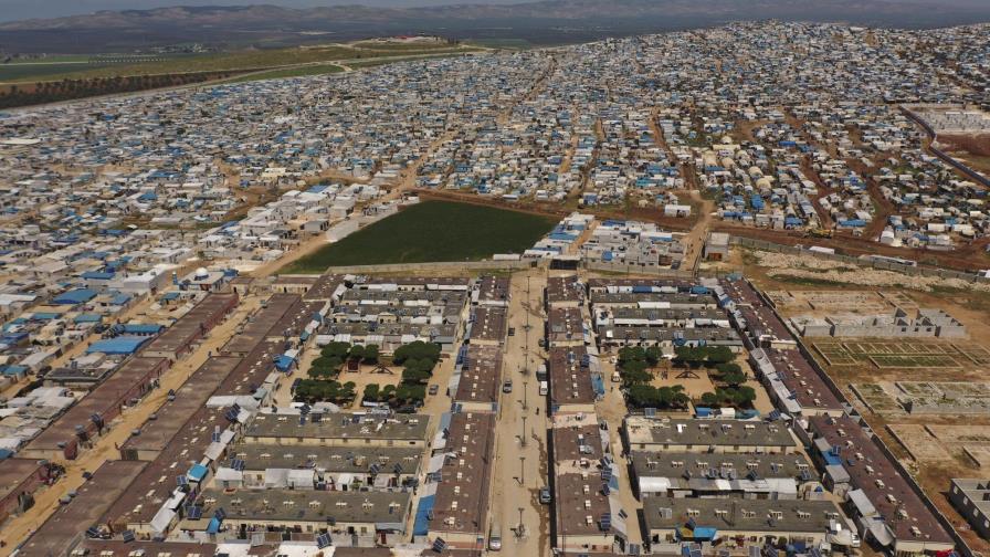 ONU: Mueren 700 en campamentos sirios para familias del EI