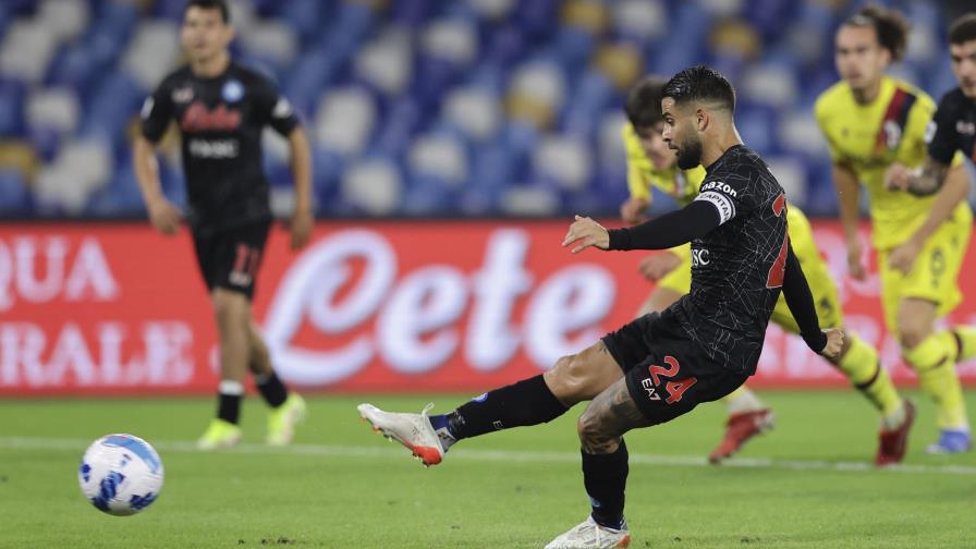 Napoli golea 3-0 a Bologna y comparte la cima con Milan