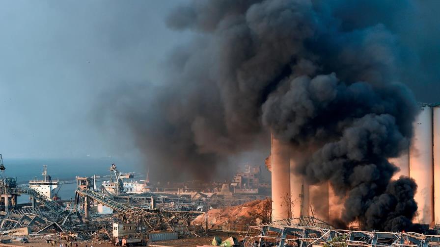 Revelan la causa de la enorme explosión en puerto de Líbano 