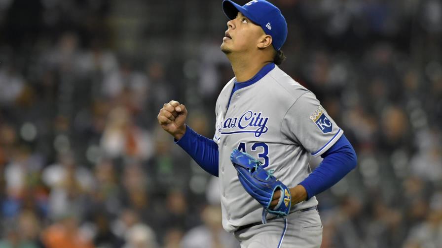 Hernández luce en la loma; Reales vencen a Tigres