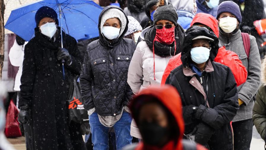 Cada vez más estadounidenses negros dispuestos a vacunarse
