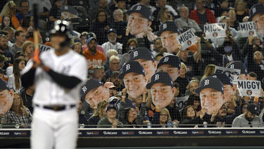 Cabrera remolca 4 y Tigres derrotan a Reales