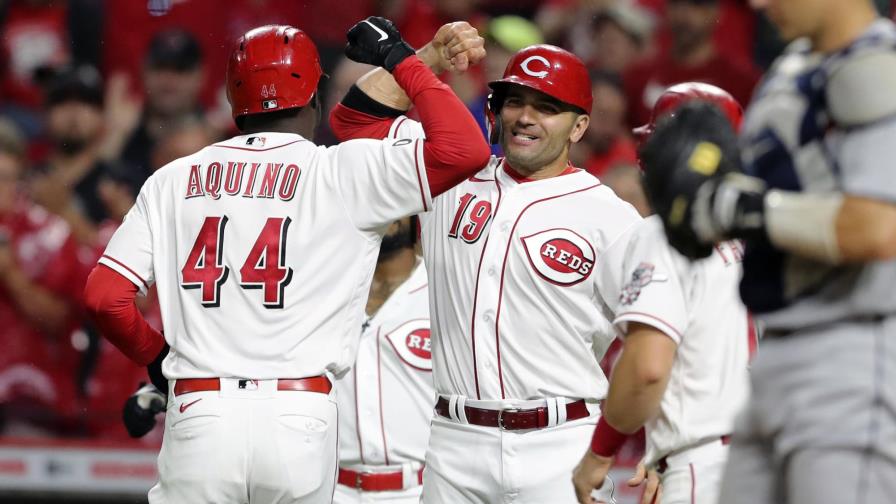 Aquino logra jonrón de 3 carreras; Rojos derrotan a Tigres