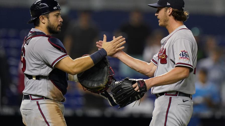 Bravos pactan extensión con d’Arnaud por un año