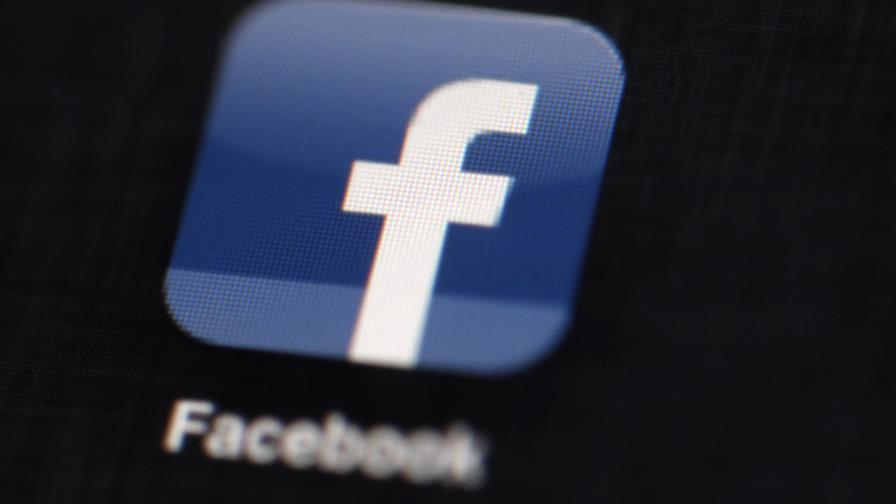Facebook autoriza de nuevo anuncios políticos
