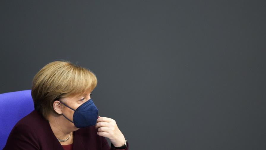 Angela Merkel: La gente tiene el deber de vacunarse
