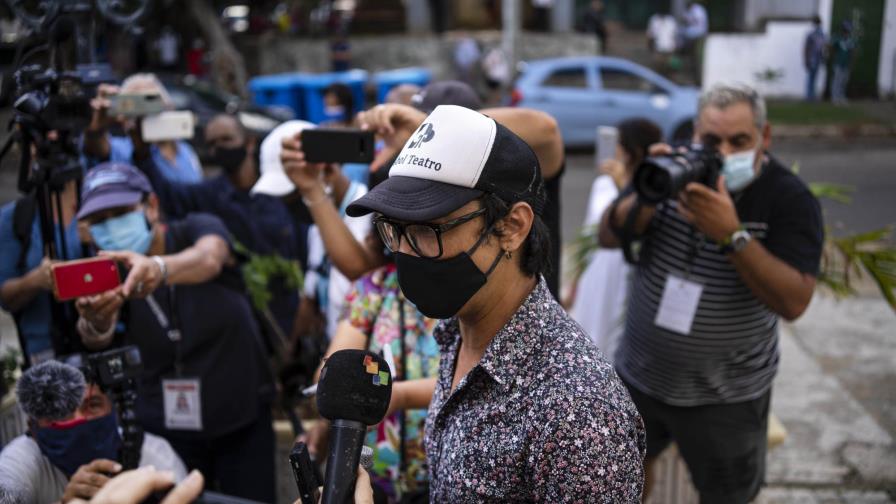 Fiscalía cubana advierte a dramaturgo que organiza marcha