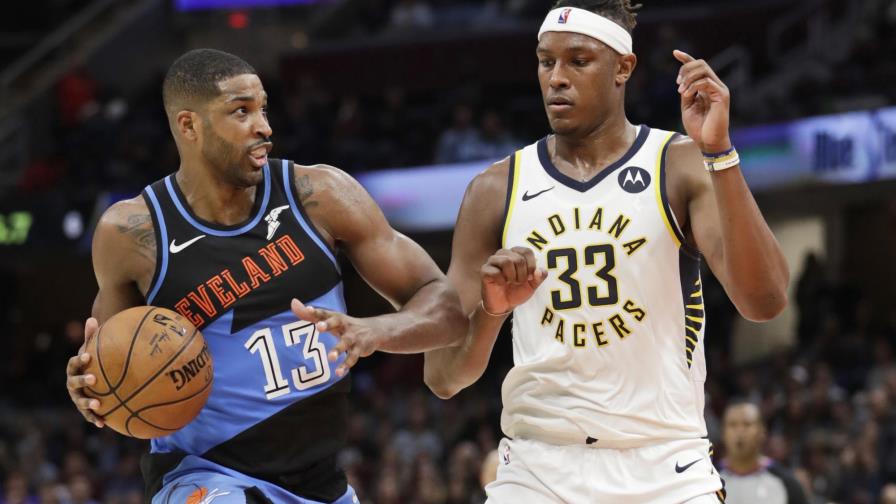 Thompson logra 25 puntos; Cavs doblegan a Pacers