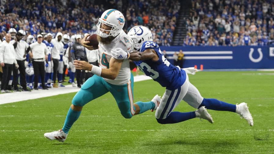 Dolphins aprovechan balones perdidos y ganan en Indianápolis