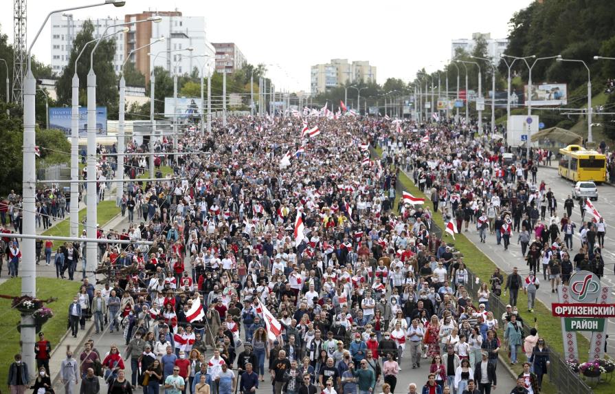 Aumentan las protestas contra gobernante de Bielorrusia