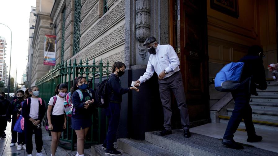Tribunal federal vuelve a suspender clases en Buenos Aires
