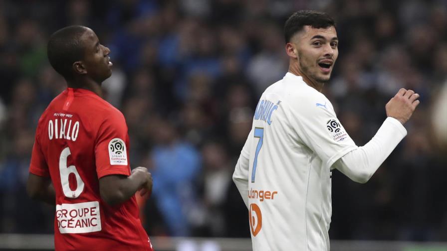 Marsella vence 2-1 a Brest y se acerca al líder PSG