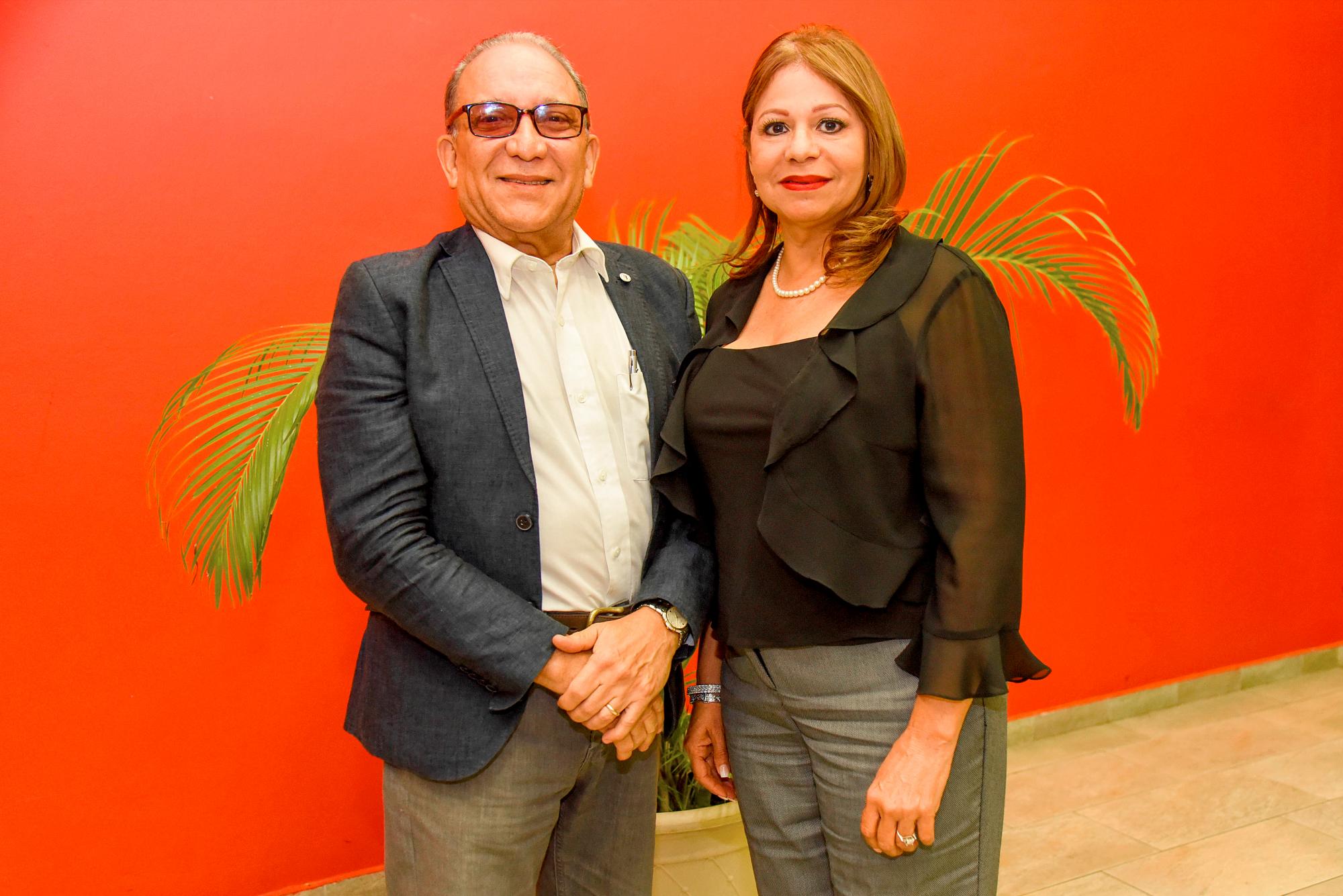 Carlos Rodríguez y Mariana Frías.