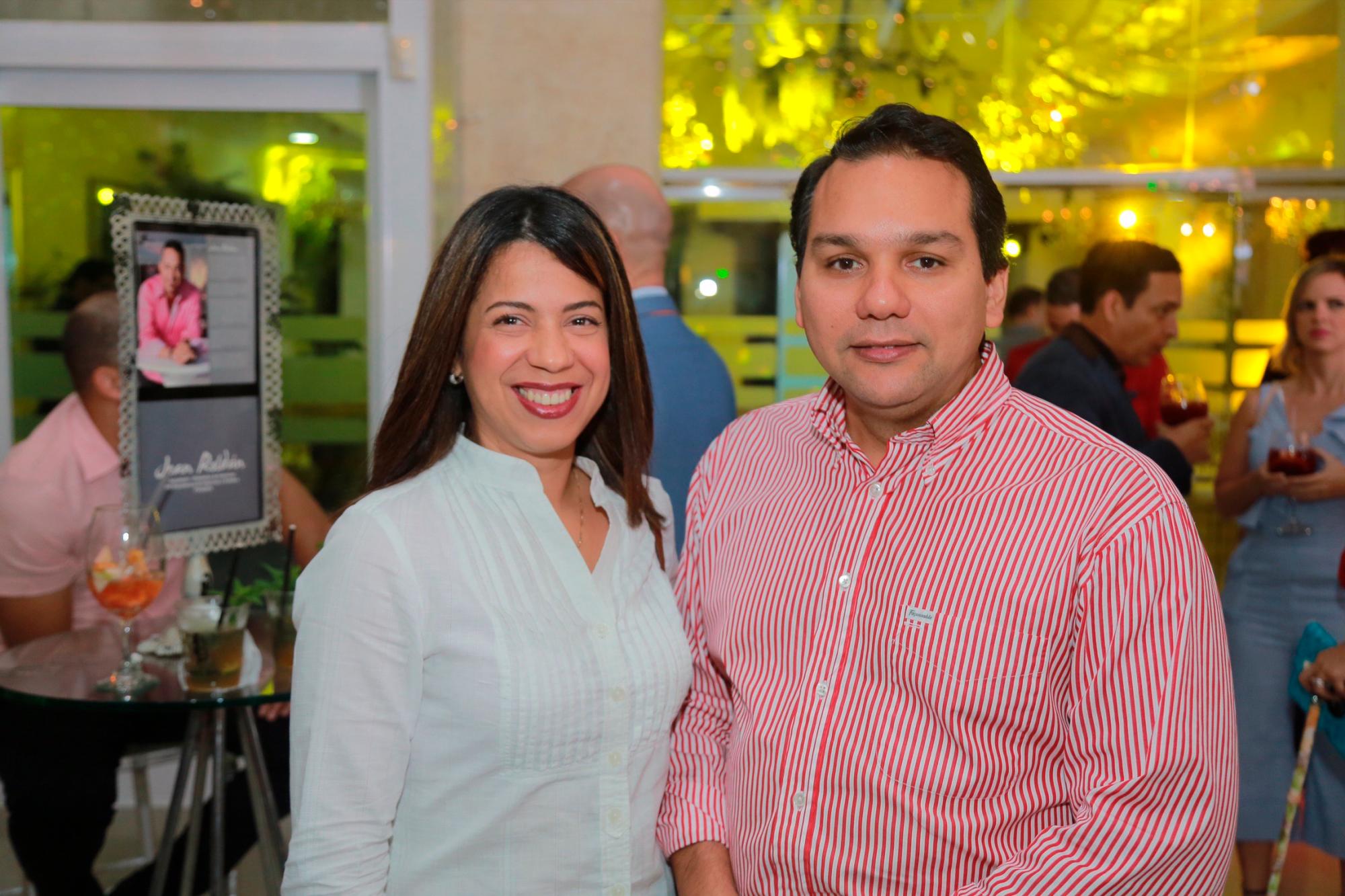 Lil Céspedes y Carlos González.