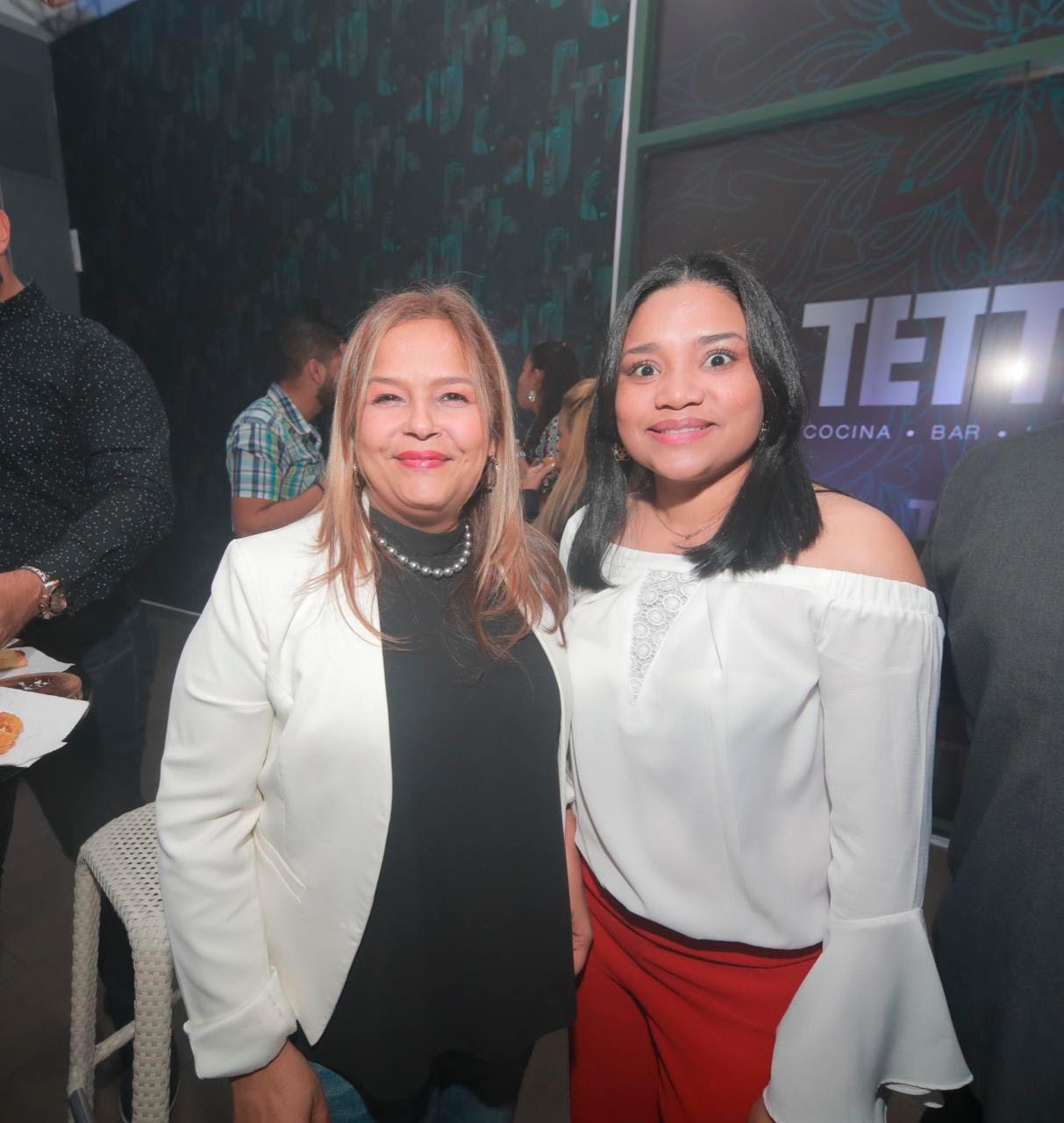 Mariana Javier y Yacelis Fernández.