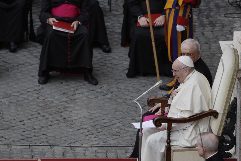 Vaticano revela sus datos financieros en medio de escándalo