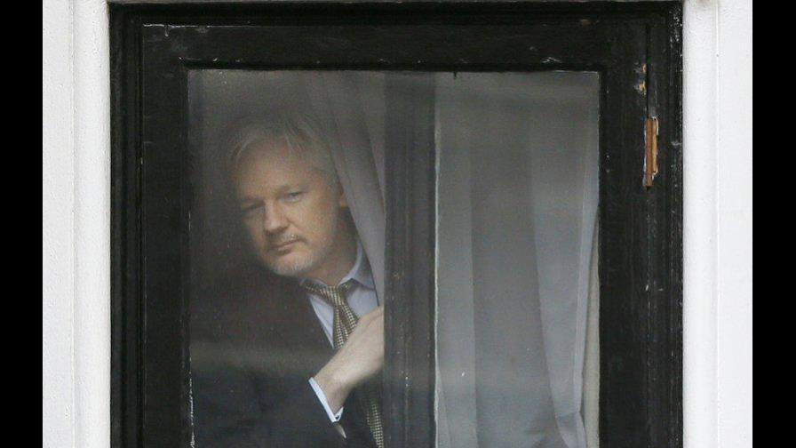 Conversaciones de Assange en embajada fueron grabadas Conversaciones de Assange en embajada fueron grabadas