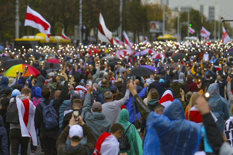 Bielorrusia suspende a medio independiente durante protestas