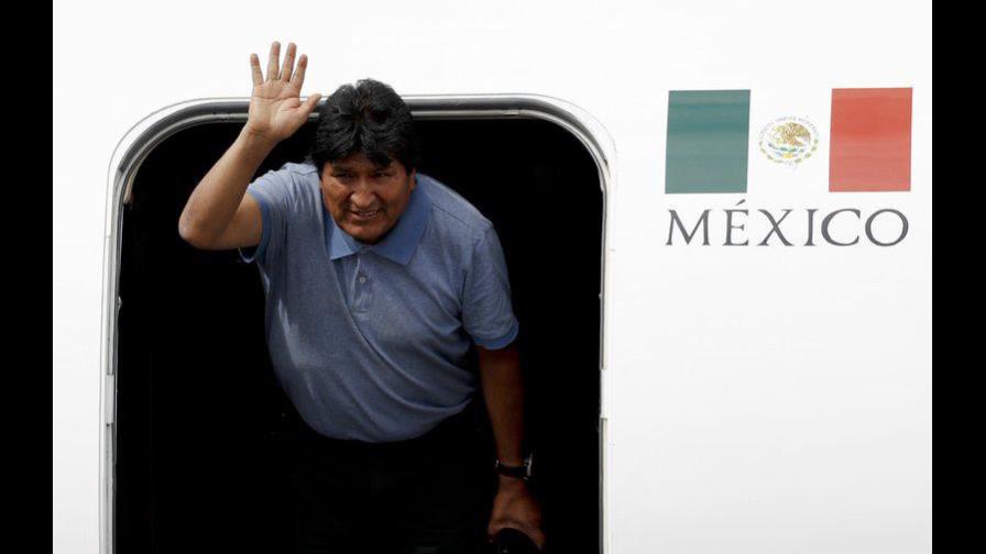 Morales en la mira judicial pero su partido sigue en carrera