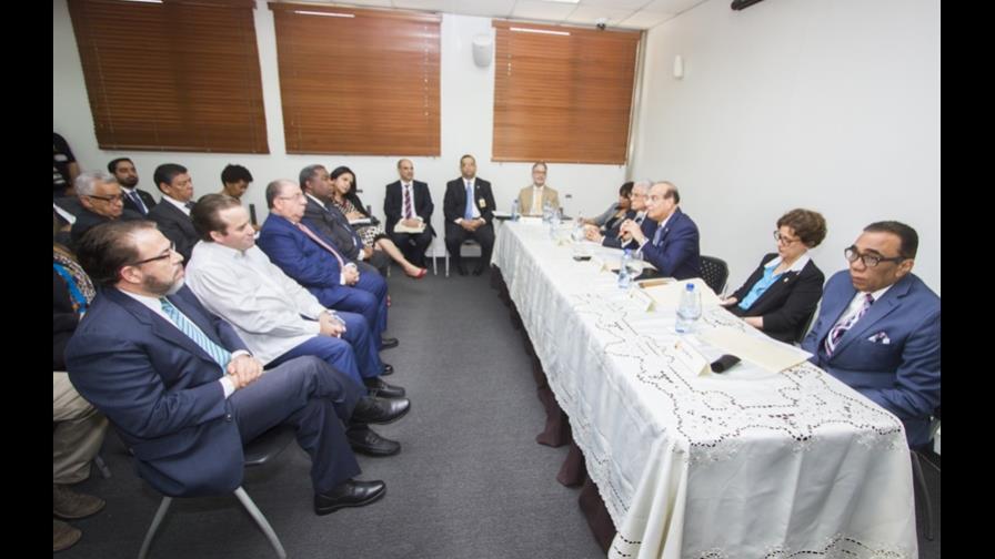 Solo falta el PRM por firmar protocolo del voto automatizado