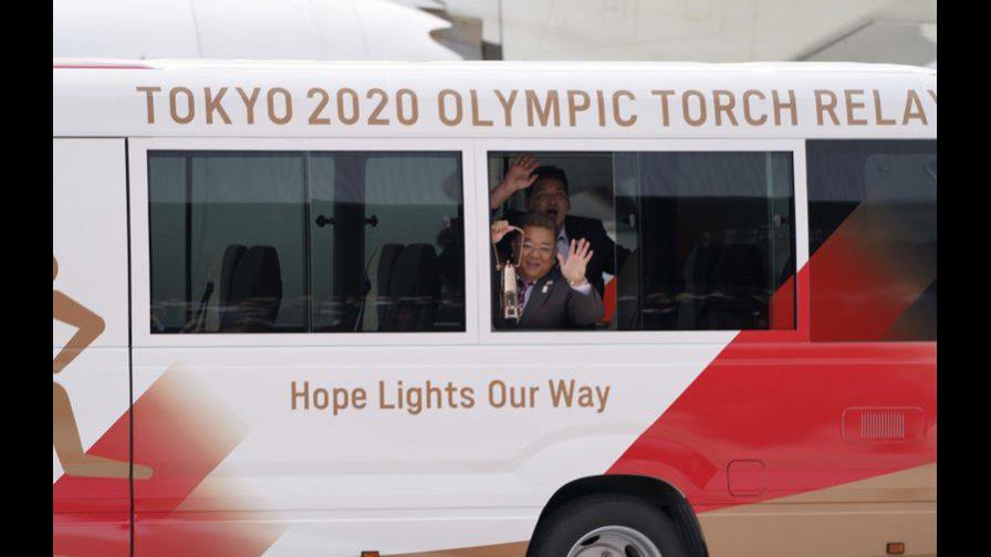 Llama olímpica se queda en Japón tras posposición