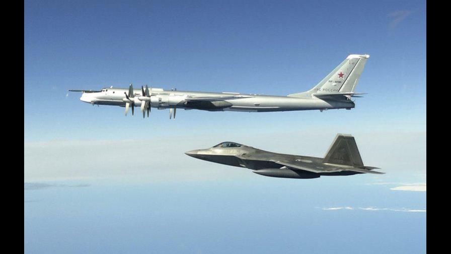 Bombarderos nucleares rusos vuelan cerca de Alaska