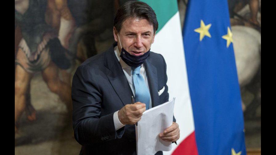 Italia intenta simplificar su compleja burocracia