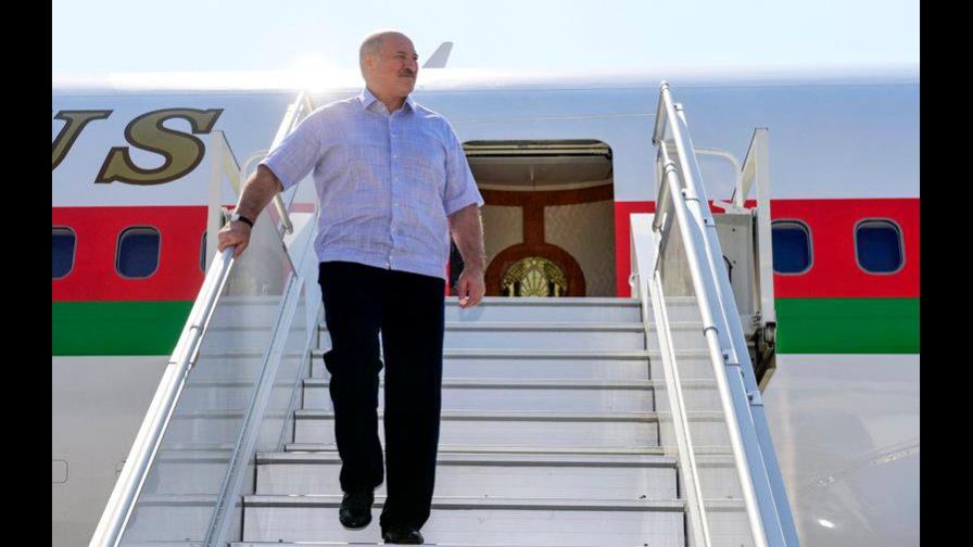 Putin está “convencido” de que Lukashenko superará la crisis en Bielorrusia