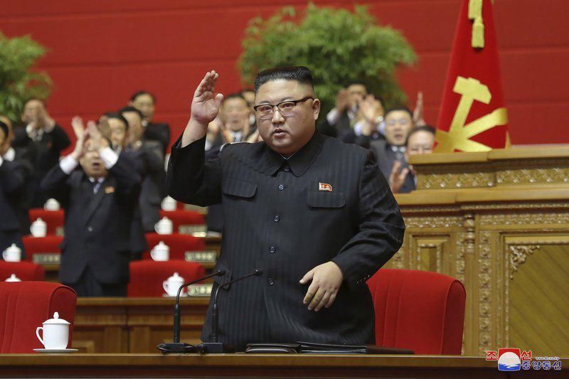 Norcorea cierra congreso con llamado a su capacidad nuclear