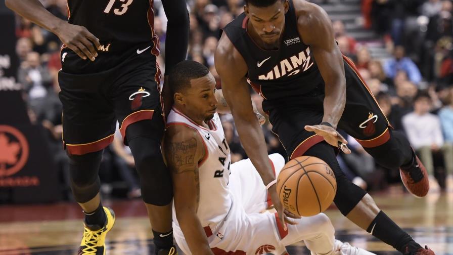 Con ‘triple doble’ de Butler, Heat vence a Raptors